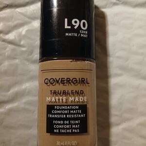 COVERGIRL TruBlend Matte Made Foundation L90